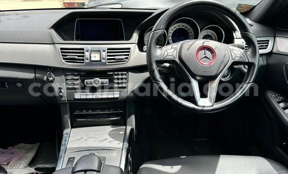 Buy Used Mercedes-Benz E-Classe White Car in Dar es Salaam in Dar es Salaam Buy Used Mercedes-Benz E-Classe White Car in Dar es Salaam in Dar es Salaam