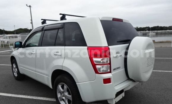 Nunua Imported Suzuki Escudo Nyeupe Gari ndani ya Dar es Salaam nchini Dar es Salaam Nunua Imported Suzuki Escudo Nyeupe Gari ndani ya Dar es Salaam nchini Dar es Salaam