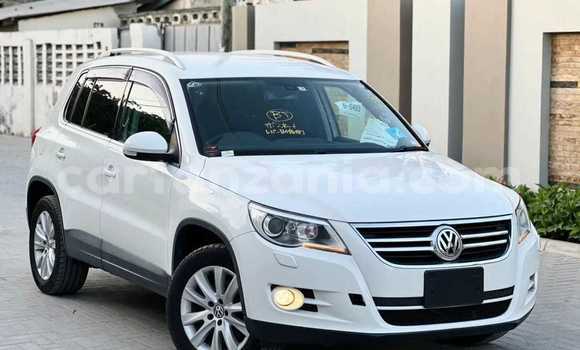 Buy Import Volkswagen Tiguan White Car in Dar es Salaam in Dar es Salaam