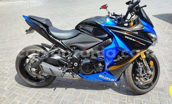 Nunua Ilio tumika Suzuki GSX-S Bluu Bike ndani ya Arusha nchini Arusha