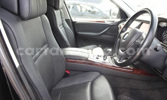 Nunua Imported BMW X5 Nyeusi Gari ndani ya Dar es Salaam nchini Dar es Salaam Nunua Imported BMW X5 Nyeusi Gari ndani ya Dar es Salaam nchini Dar es Salaam