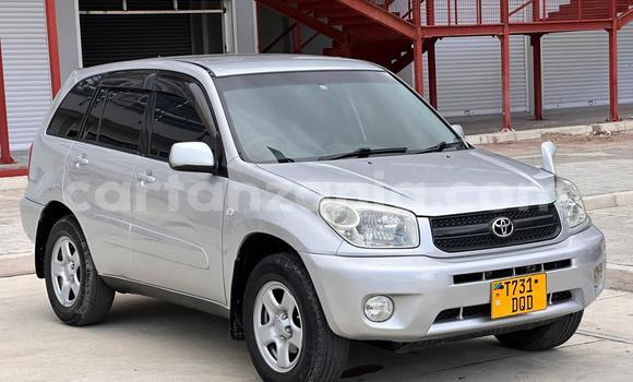 Buy Used Toyota RAV4 White Car in Dar es Salaam in Dar es Salaam Buy Used Toyota RAV4 White Car in Dar es Salaam in Dar es Salaam