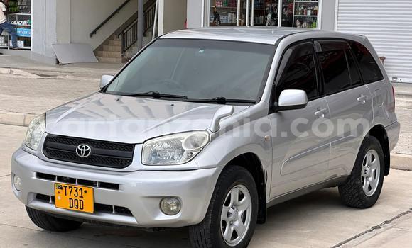 Buy Used Toyota RAV4 White Car in Dar es Salaam in Dar es Salaam Buy Used Toyota RAV4 White Car in Dar es Salaam in Dar es Salaam