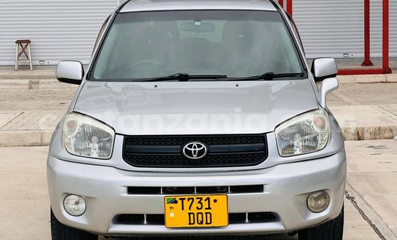 Buy Used Toyota RAV4 White Car in Dar es Salaam in Dar es Salaam Buy Used Toyota RAV4 White Car in Dar es Salaam in Dar es Salaam