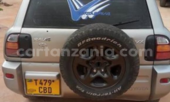 Buy Used Toyota RAV4 Silver Car in Dar es Salaam in Dar es Salaam Buy Used Toyota RAV4 Silver Car in Dar es Salaam in Dar es Salaam