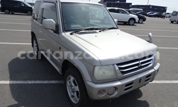 Nunua Imported Mitsubishi Pajero Mini Fedha Gari ndani ya Dar es Salaam nchini Dar es Salaam Nunua Imported Mitsubishi Pajero Mini Fedha Gari ndani ya Dar es Salaam nchini Dar es Salaam