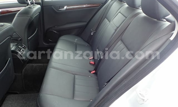 Nunua Imported Mercedes‒Benz C–Class Fedha Gari ndani ya Dar es Salaam nchini Dar es Salaam Nunua Imported Mercedes‒Benz C–Class Fedha Gari ndani ya Dar es Salaam nchini Dar es Salaam