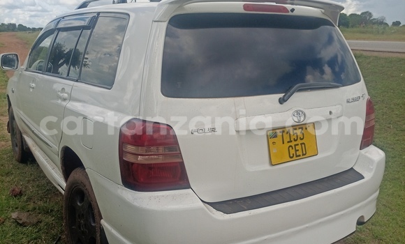 Buy Used Toyota Kruger White Car in Singida in Singida