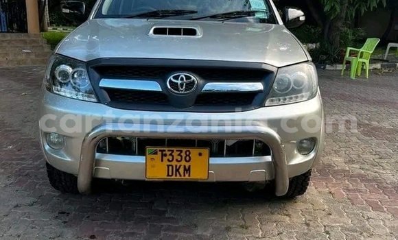 Buy Used Toyota Hiluxe VIGO Beige Car in Dodoma in Dodoma Buy Used Toyota Hiluxe VIGO Beige Car in Dodoma in Dodoma