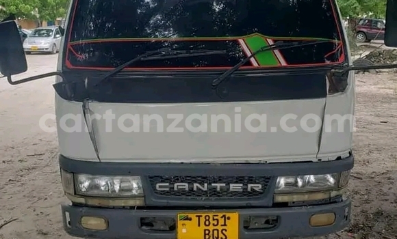 Nunua Ilio tumika Mitsubishi Chariot Nyeupe Gari ndani ya Dodoma nchini Dodoma Nunua Ilio tumika Mitsubishi Chariot Nyeupe Gari ndani ya Dodoma nchini Dodoma