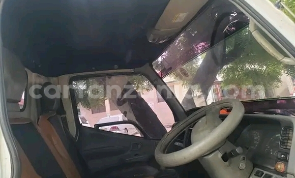 Nunua Ilio tumika Mitsubishi Chariot Nyeupe Gari ndani ya Dodoma nchini Dodoma Nunua Ilio tumika Mitsubishi Chariot Nyeupe Gari ndani ya Dodoma nchini Dodoma