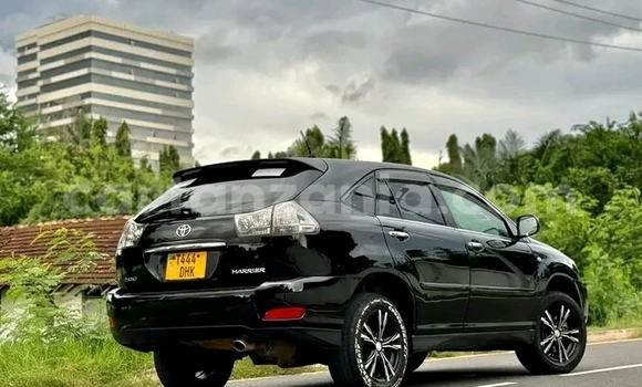 Buy Used Toyota Harrier Black Car in Dodoma in Dodoma