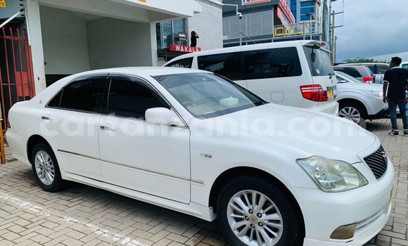 Nunua Ilio tumika Toyota Crown Nyeupe Gari ndani ya Dar es Salaam nchini Dar es Salaam Nunua Ilio tumika Toyota Crown Nyeupe Gari ndani ya Dar es Salaam nchini Dar es Salaam