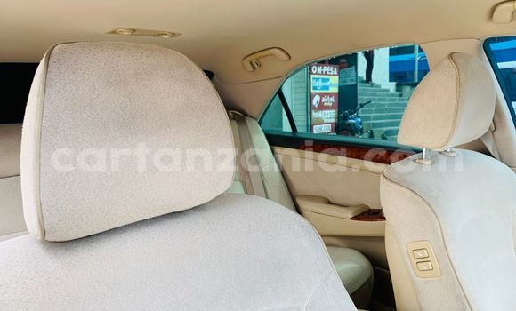 Nunua Ilio tumika Toyota Crown Nyeupe Gari ndani ya Dar es Salaam nchini Dar es Salaam Nunua Ilio tumika Toyota Crown Nyeupe Gari ndani ya Dar es Salaam nchini Dar es Salaam