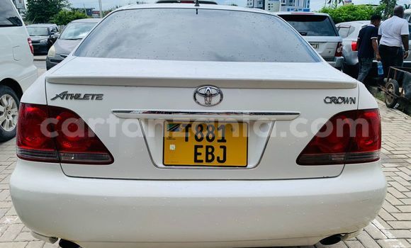 Nunua Ilio tumika Toyota Crown Nyeupe Gari ndani ya Dar es Salaam nchini Dar es Salaam Nunua Ilio tumika Toyota Crown Nyeupe Gari ndani ya Dar es Salaam nchini Dar es Salaam