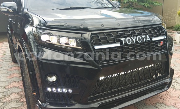 Buy Used Toyota Prado Black Car in Wete in Pemba North