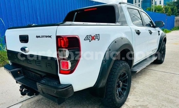 Buy Used Ford B-MAX Other Car in Bahi in Dodoma Buy Used Ford B-MAX Other Car in Bahi in Dodoma