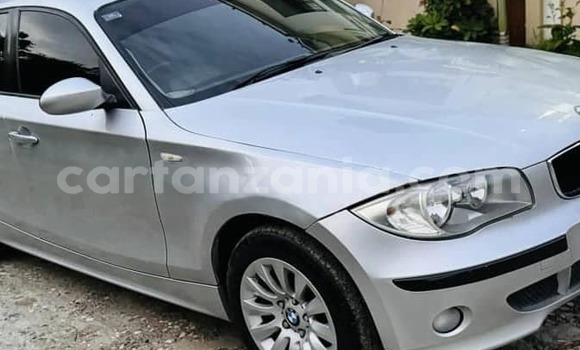 Nunua Ilio tumika BMW 1M Kijani Gari ndani ya Dar es Salaam nchini Dar es Salaam Nunua Ilio tumika BMW 1M Kijani Gari ndani ya Dar es Salaam nchini Dar es Salaam
