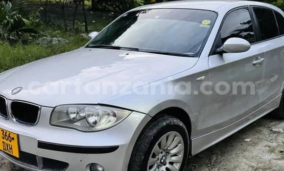 Nunua Ilio tumika BMW 1M Kijani Gari ndani ya Dar es Salaam nchini Dar es Salaam Nunua Ilio tumika BMW 1M Kijani Gari ndani ya Dar es Salaam nchini Dar es Salaam