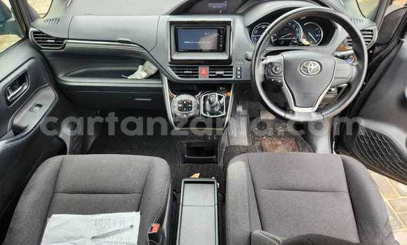 Buy Import Toyota Esquire Black Car in Dar es Salaam in Dar es Salaam Buy Import Toyota Esquire Black Car in Dar es Salaam in Dar es Salaam