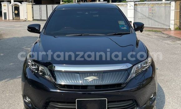 Nunua Ilio tumika Toyota Harrier Nyeusi Gari ndani ya Kigamboni nchini Dar es Salaam Nunua Ilio tumika Toyota Harrier Nyeusi Gari ndani ya Kigamboni nchini Dar es Salaam