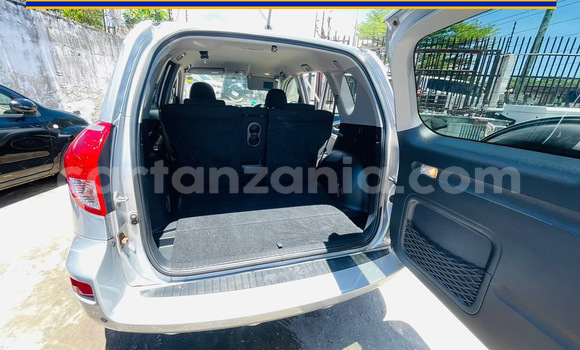 Buy New Toyota RAV4 Silver Car in Dar es Salaam in Dar es Salaam Buy New Toyota RAV4 Silver Car in Dar es Salaam in Dar es Salaam