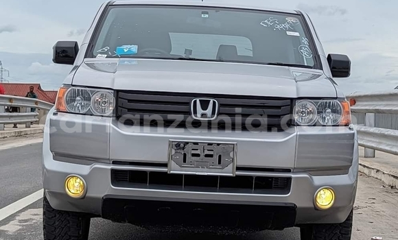 Buy Import Honda Crossroad Silver Car in Dar es Salaam in Dar es Salaam