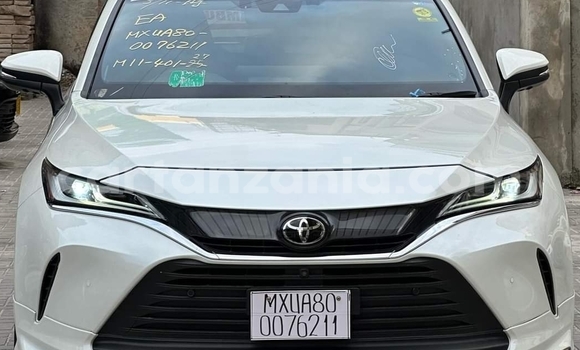 Buy Import Toyota Harrier White Car in Dar es Salaam in Dar es Salaam
