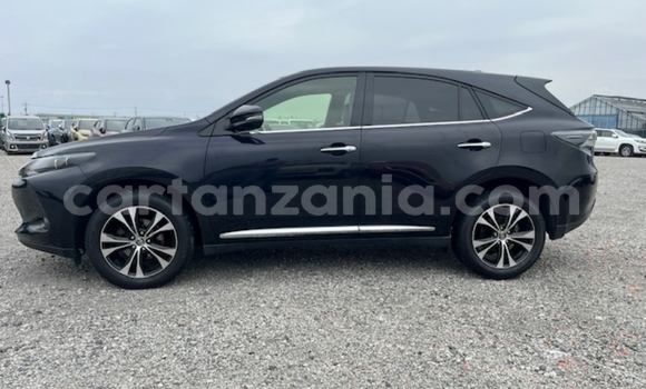 Nunua Imported Toyota Harrier Nyeusi Gari ndani ya Dar es Salaam nchini Dar es Salaam Nunua Imported Toyota Harrier Nyeusi Gari ndani ya Dar es Salaam nchini Dar es Salaam