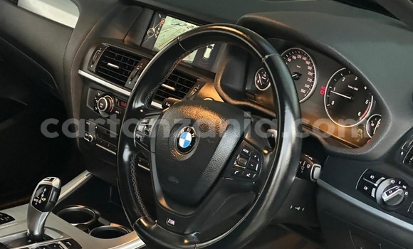 Nunua Imported BMW X3 Nyeusi Gari ndani ya Dar es Salaam nchini Dar es Salaam Nunua Imported BMW X3 Nyeusi Gari ndani ya Dar es Salaam nchini Dar es Salaam