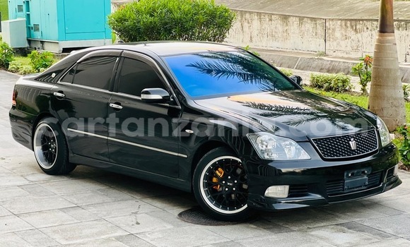 Buy Import Toyota Crown Black Car in Dar es Salaam in Dar es Salaam Buy Import Toyota Crown Black Car in Dar es Salaam in Dar es Salaam