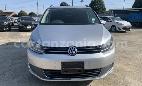 Buy Import Volkswagen Golf Silver Car in Dar es Salaam in Dar es Salaam Buy Import Volkswagen Golf Silver Car in Dar es Salaam in Dar es Salaam