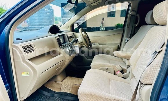 Nunua Ilio tumika Toyota Raum Bluu Gari ndani ya Bahi nchini Dodoma Nunua Ilio tumika Toyota Raum Bluu Gari ndani ya Bahi nchini Dodoma