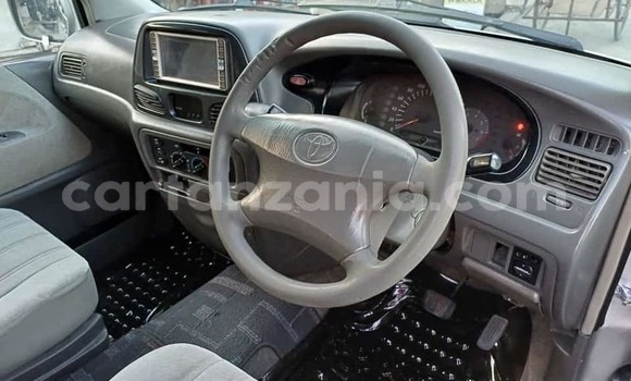 Nunua Ilio tumika Toyota Noah Nyingine Gari ndani ya Bagamoyo nchini Pwani Nunua Ilio tumika Toyota Noah Nyingine Gari ndani ya Bagamoyo nchini Pwani
