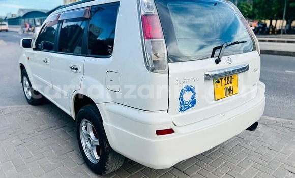 Nunua Ilio tumika Nissan X–Trail Nyeupe Gari ndani ya Bagamoyo nchini Pwani Nunua Ilio tumika Nissan X–Trail Nyeupe Gari ndani ya Bagamoyo nchini Pwani