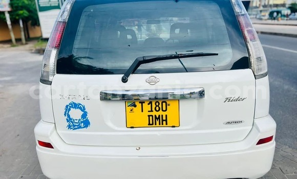 Nunua Ilio tumika Nissan X–Trail Nyeupe Gari ndani ya Bagamoyo nchini Pwani Nunua Ilio tumika Nissan X–Trail Nyeupe Gari ndani ya Bagamoyo nchini Pwani