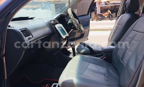 Nunua Ilio tumika Toyota Carina Nyeusi Gari ndani ya Bagamoyo nchini Pwani Nunua Ilio tumika Toyota Carina Nyeusi Gari ndani ya Bagamoyo nchini Pwani