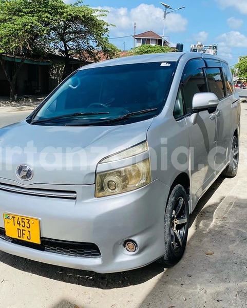 Big with watermark toyota noah dodoma bahi 21764