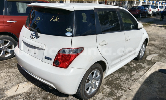 Buy New Toyota IST White Car in Dar es Salaam in Dar es Salaam Buy New Toyota IST White Car in Dar es Salaam in Dar es Salaam