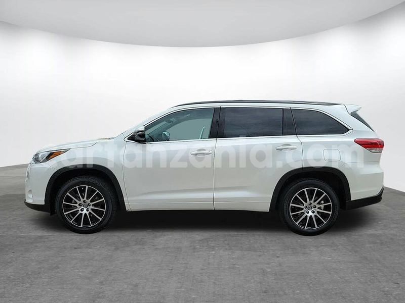 Big with watermark toyota highlander simiyu bariadi 21777