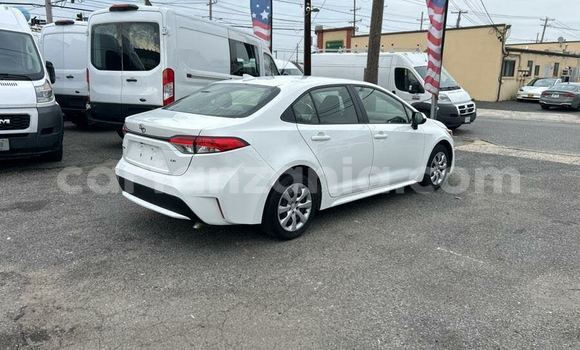 Nunua Ilio tumika Toyota Corolla Nyingine Gari ndani ya Bariadi nchini Simiyu Nunua Ilio tumika Toyota Corolla Nyingine Gari ndani ya Bariadi nchini Simiyu