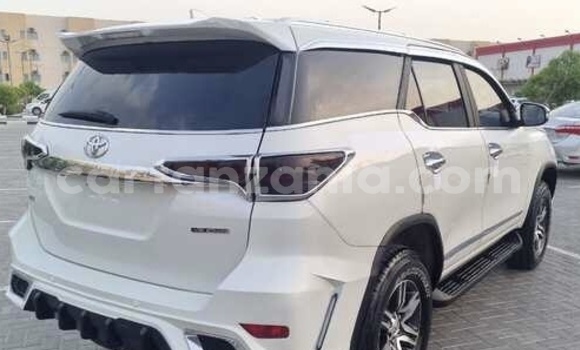 Buy Used Toyota Fortuner White Car in Dar es Salaam in Dar es Salaam Buy Used Toyota Fortuner White Car in Dar es Salaam in Dar es Salaam