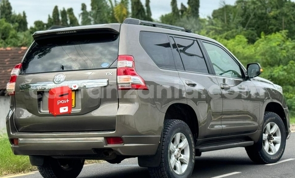 Nunua Ilio tumika Toyota Land Cruiser Prado Nyingine Gari ndani ya Dar es Salaam nchini Dar es Salaam Nunua Ilio tumika Toyota Land Cruiser Prado Nyingine Gari ndani ya Dar es Salaam nchini Dar es Salaam