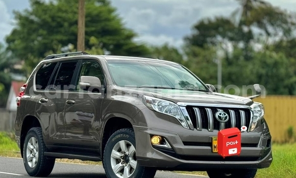 Nunua Ilio tumika Toyota Land Cruiser Prado Nyingine Gari ndani ya Dar es Salaam nchini Dar es Salaam Nunua Ilio tumika Toyota Land Cruiser Prado Nyingine Gari ndani ya Dar es Salaam nchini Dar es Salaam