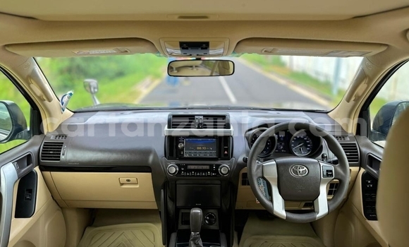 Nunua Ilio tumika Toyota Land Cruiser Prado Nyingine Gari ndani ya Dar es Salaam nchini Dar es Salaam Nunua Ilio tumika Toyota Land Cruiser Prado Nyingine Gari ndani ya Dar es Salaam nchini Dar es Salaam