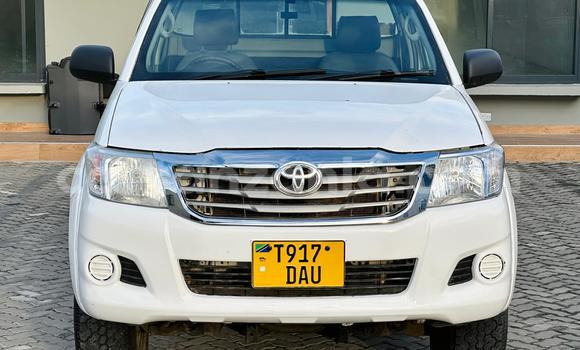 Buy Used Toyota Hilux White Car in Dar es Salaam in Dar es Salaam Buy Used Toyota Hilux White Car in Dar es Salaam in Dar es Salaam
