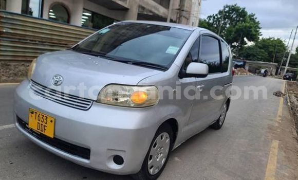 Buy Used Toyota Porte Other Car in Dar es Salaam in Dar es Salaam