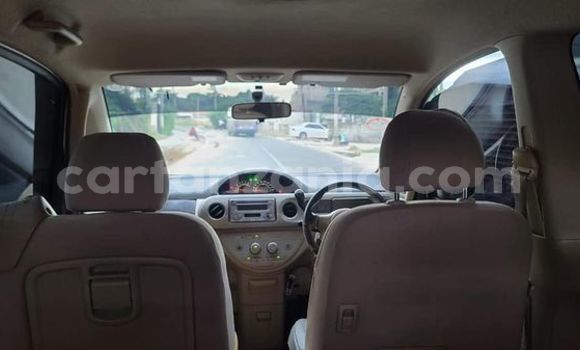Buy Used Toyota Porte Other Car in Dar es Salaam in Dar es Salaam Buy Used Toyota Porte Other Car in Dar es Salaam in Dar es Salaam