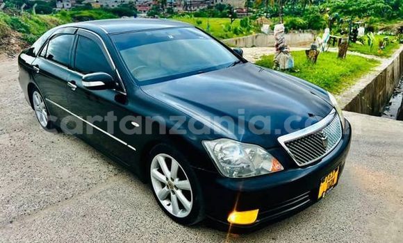 Buy Used Toyota Crown Other Car in Dar es Salaam in Dar es Salaam Buy Used Toyota Crown Other Car in Dar es Salaam in Dar es Salaam