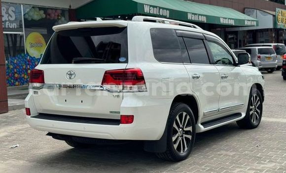 Buy Used Toyota Land Cruiser Other Car in Dar es Salaam in Dar es Salaam Buy Used Toyota Land Cruiser Other Car in Dar es Salaam in Dar es Salaam